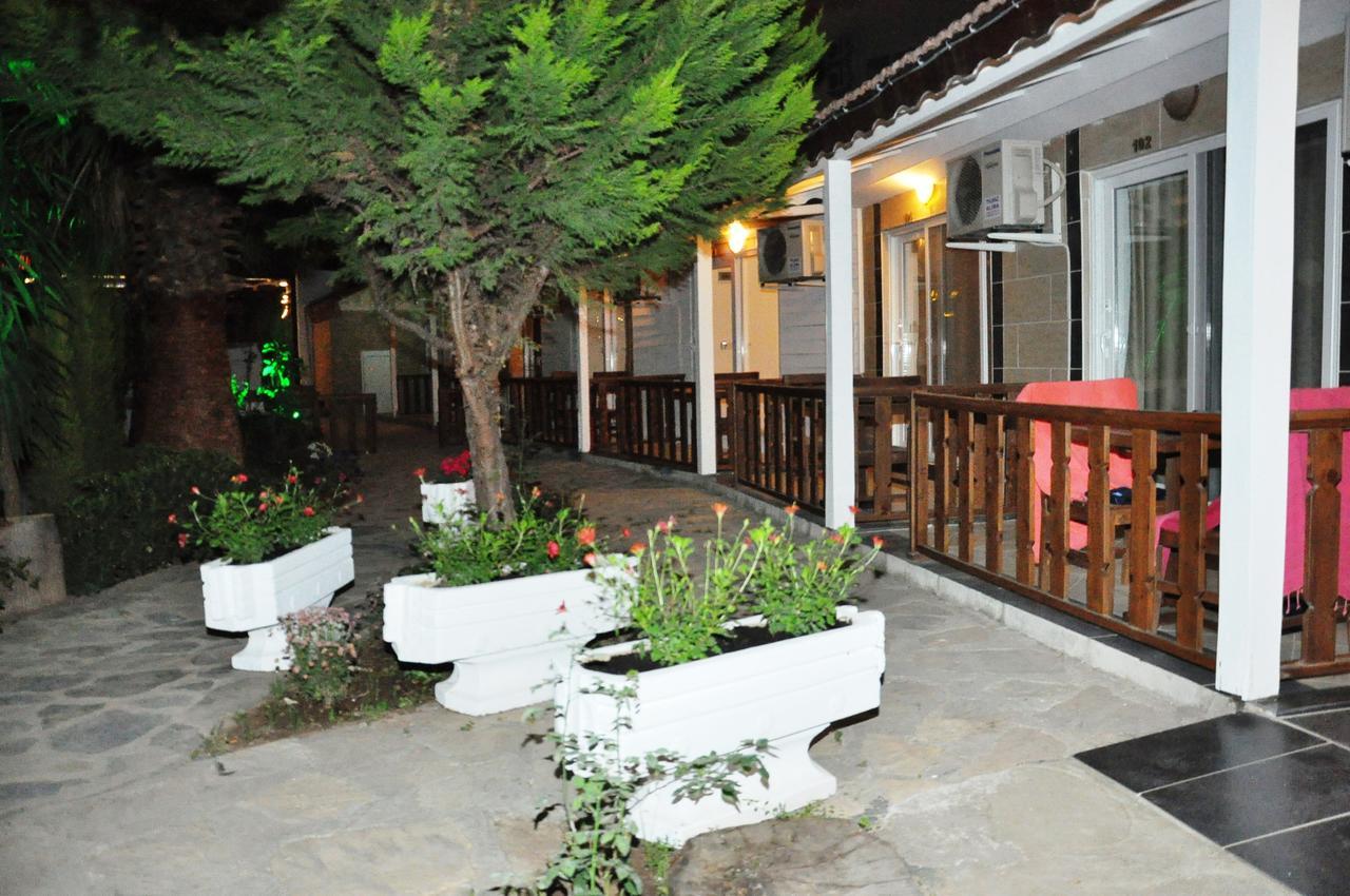 Durak Hotel Oeluedeniz Екстериор снимка